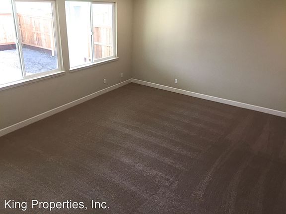3rd image of 1549 Osborn Dr