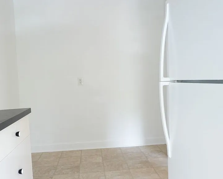 8210 Greenwood Ave — Photo 35