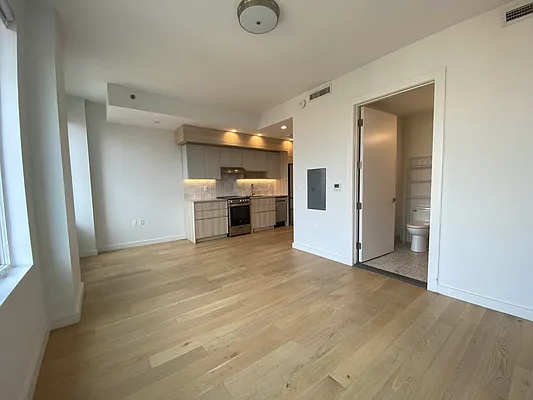 Rented by Lodger Corp | media 5