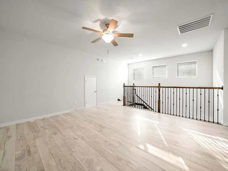 633 Ansley Way — Photo 24