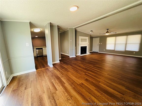 4th image of 1401 Clan Campbell Dr