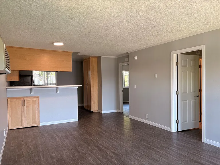 Villa Del Sol Apartments — Photo 61