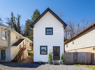 113 Tower Ln, Westover, WV