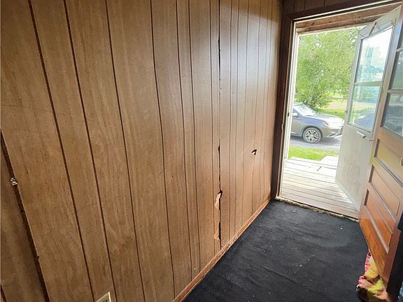 5th image of 13033 Bishop Street Rd