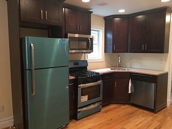 2nd image of 832 E 231st St #T