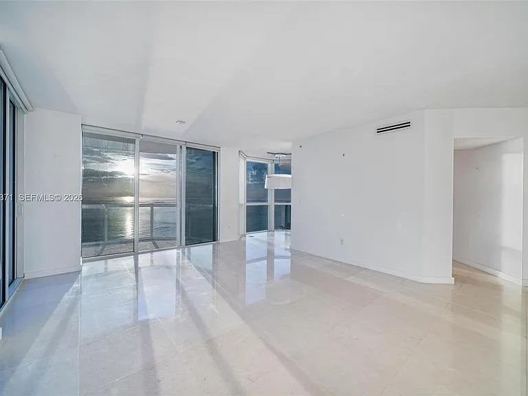 6365 Collins Ave #2901 — Photo 4