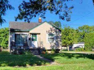 3912 Gloria St, Wayne, MI 48184