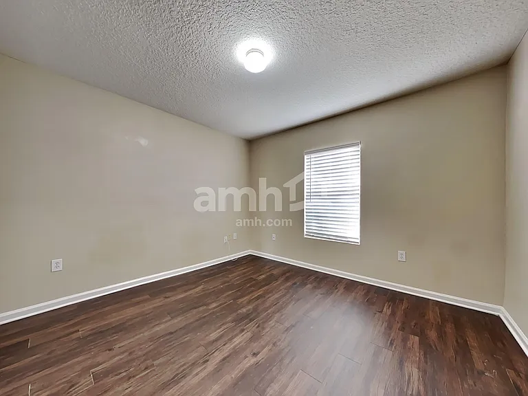 81 Marisco Way — Photo 15