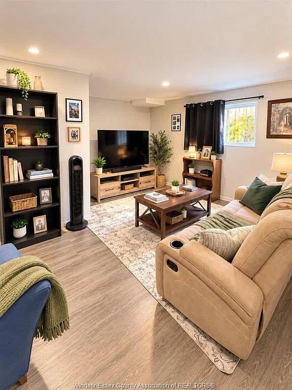 1 bed, 1100 sqft, $1,550 — Photo 4