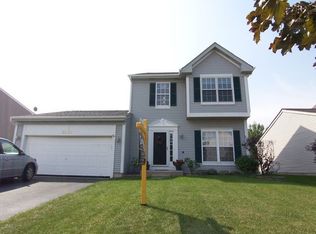 3011 Hillsboro Ln, Lake In The Hills, IL 60156