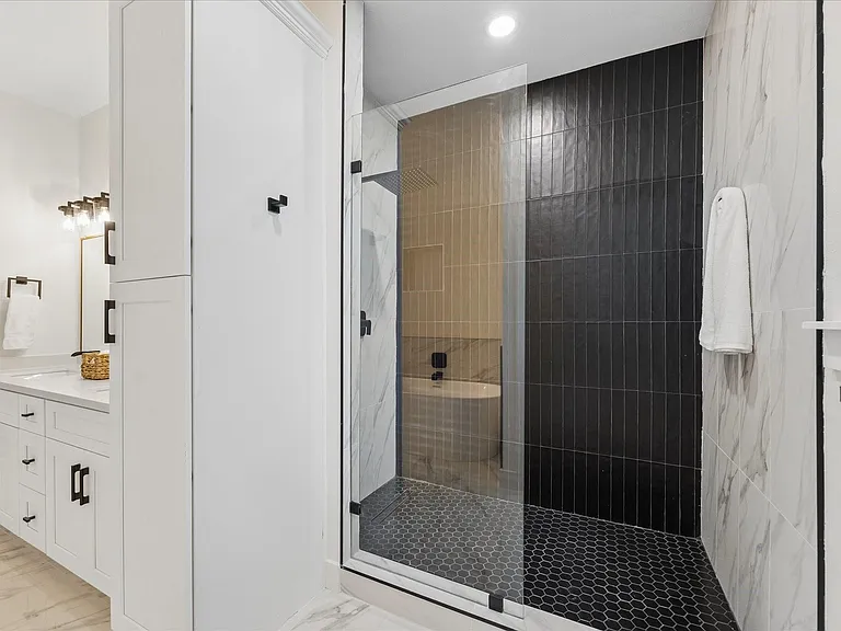 5811 Outer Banks St — Photo 15