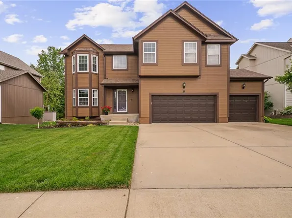 19821 W 97th St, Lenexa, KS 66220