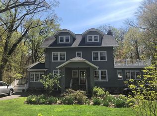 362 Morris Ave, Mountain Lakes, NJ 07046