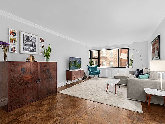 2nd image of 80 E End Ave APT 4-K