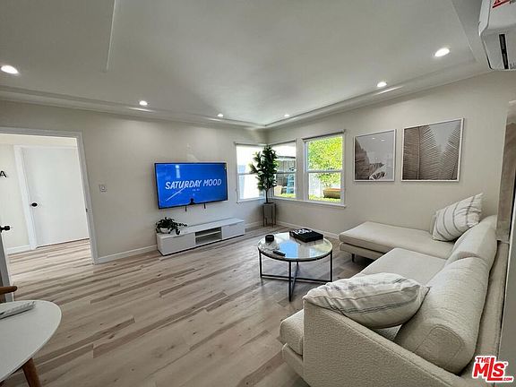 3rd image of 8757 Dorrington Ave #B