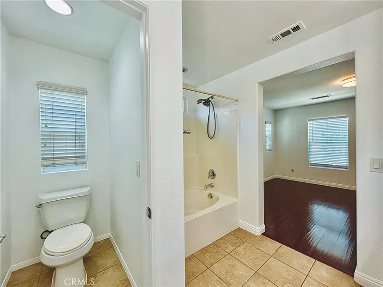 14602 Longwood Ave — Photo 21