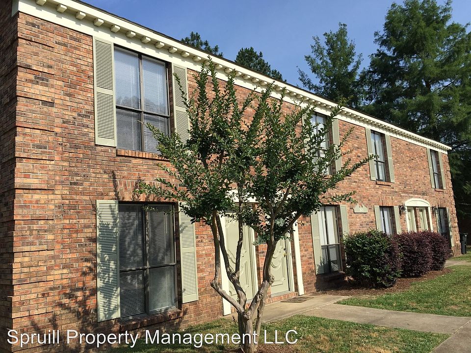 1st image of 303 Park Cir #B