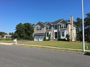 237 Greenway Rd SE, Bayville, NJ 08721