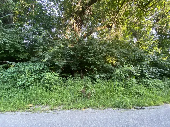 347 Mount Pleasant St, Coatesville, PA 19320