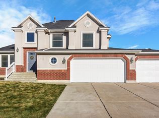 1123 E 2500 N, Layton, UT 84040