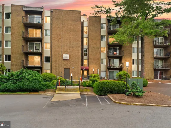 60 S Van Dorn St APT 506, Alexandria, VA 22304