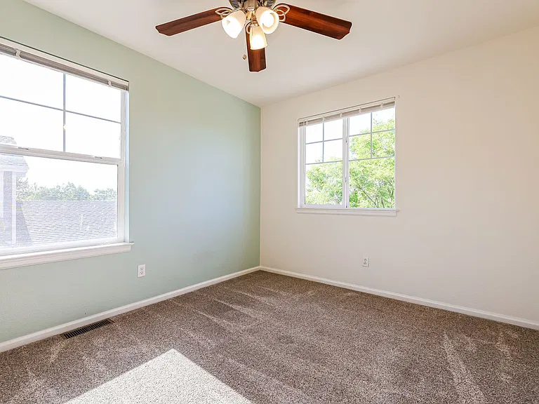 19500 E Idaho Ave — Photo 14