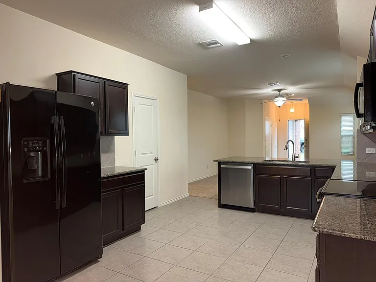 344 Circle Way #35E — Photo 4