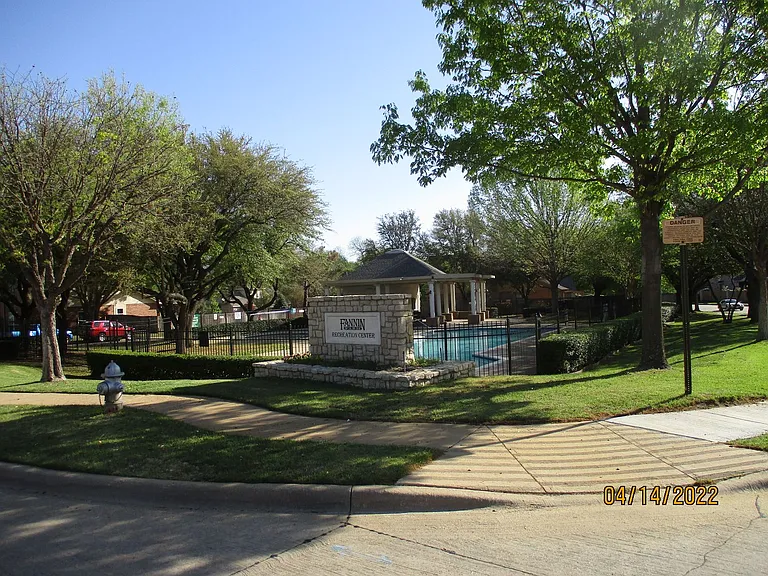 2505 Mesa Glen Dr — Photo 67