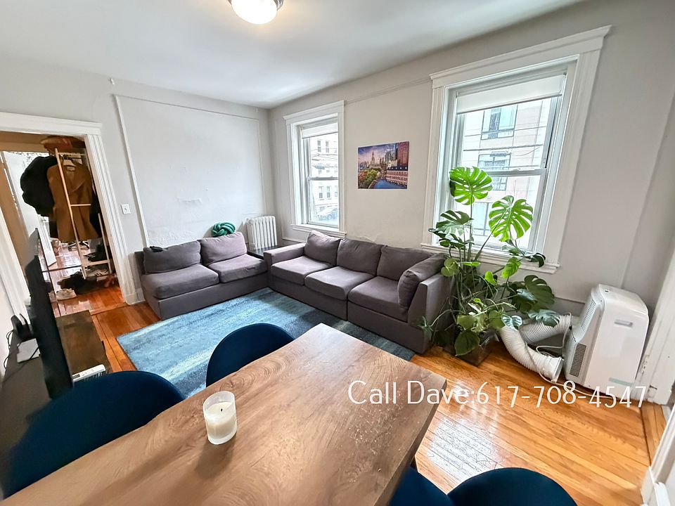 1st image of 33 Gardner St #10