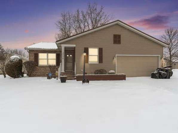 5356 S Fairfax Ct, South Bend, IN 46614