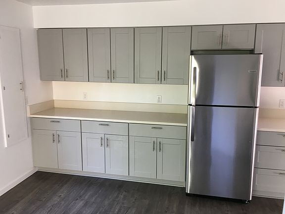 Kitchen storage