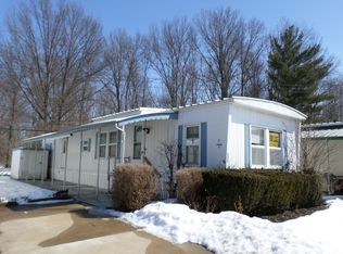 135 Irma Ln #135, Olmsted Falls, OH 44138