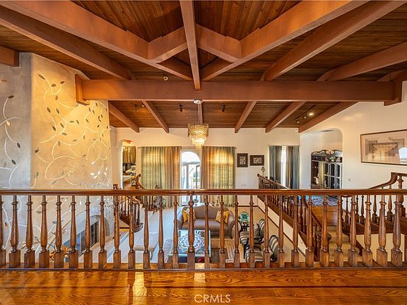4th image of 2557 Indian Creek Rd