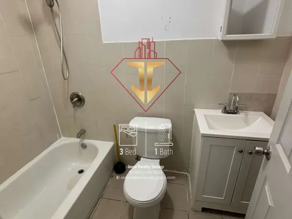 25 Bergen Avenue image 4 of 12