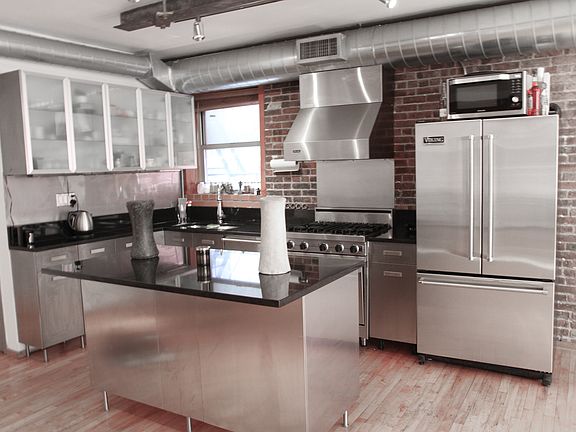 5th image of 132 Mulberry St APT 3C
