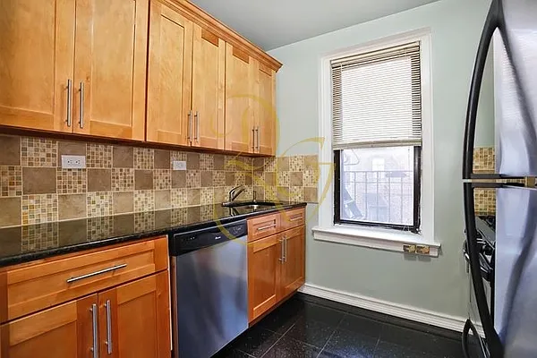 Sold by Dorsa Group | media 6