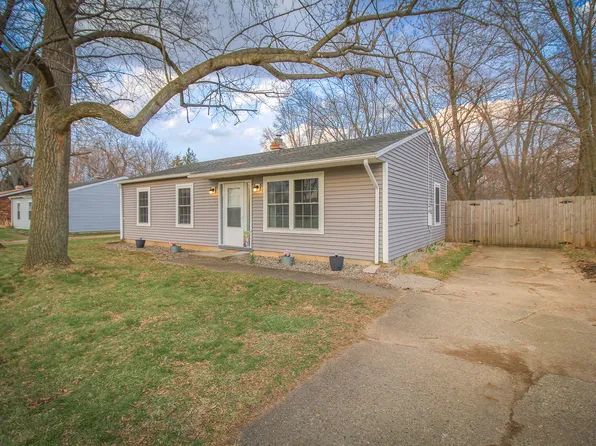 5723 Roanoke St, Portage, MI 49024