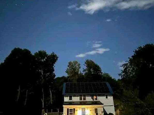 6 Academy St #2, Pine Plains, NY 12567