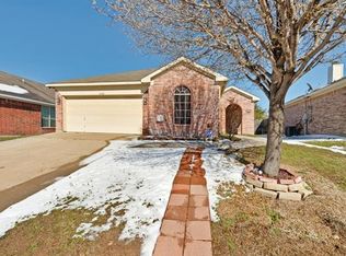 6408 New Harbor Ln, Fort Worth, TX 76179