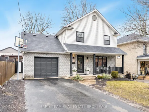 44 Regent St, Kawartha Lakes, ON K9V 3V2
