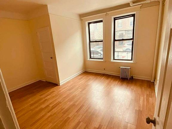 3rd image of 31-34 34th St #1