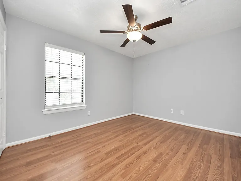 16006 Autumn Falls Ln — Photo 33