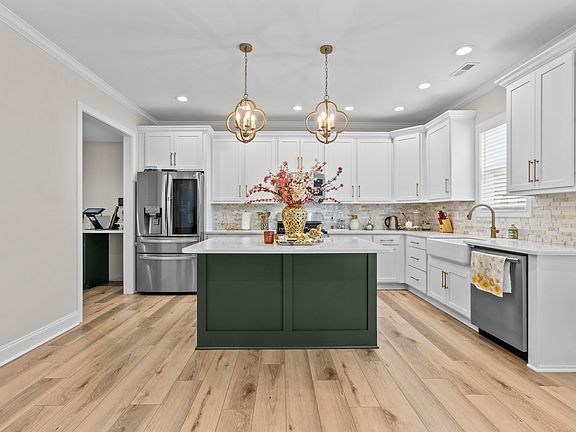 4th image of 4076 Buttermilk Rd