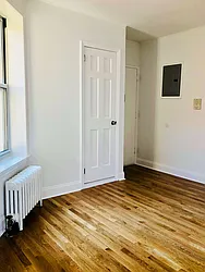 Rented by Warren T Real Estate Corp.