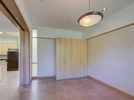 2205 Ashland St — Photo 11