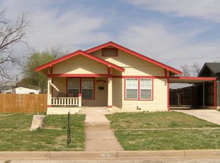 605 E 4th St, Sweetwater, TX 79556
