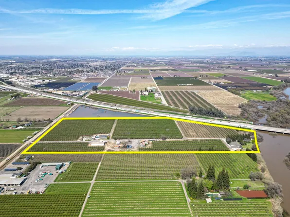 1710 Ave 388, Kingsburg, CA 93631