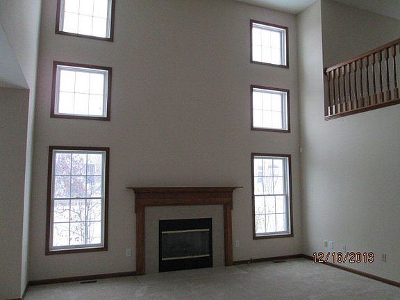 2nd image of 830 Lone Rise Dr W