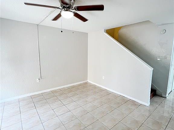 5th image of 3992 Crayrich Cir #1