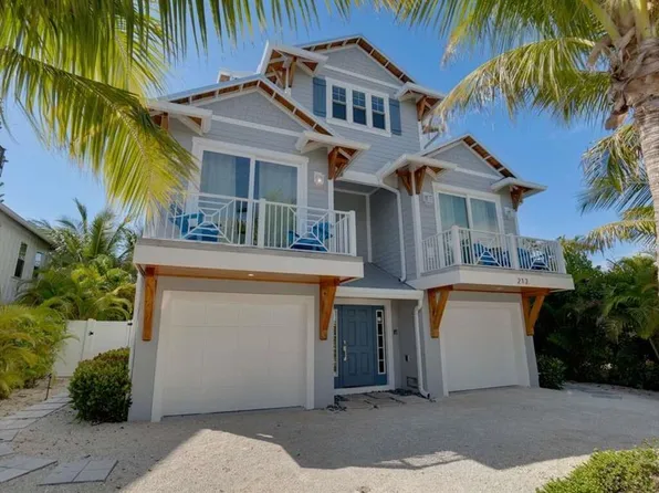 212 72nd St, Holmes Beach, FL 34217